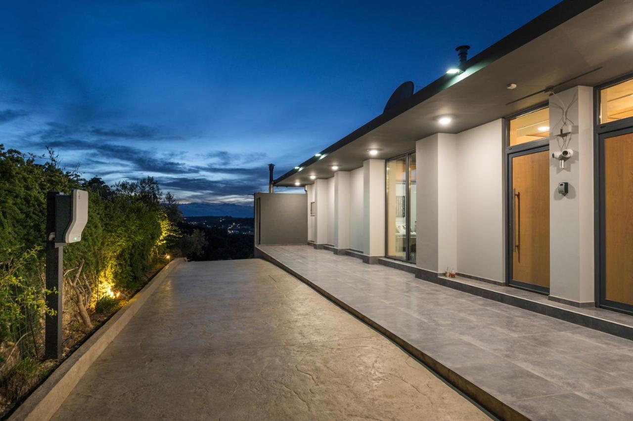 Olivenest Chania Executive Villa Perivolia  Bagian luar foto